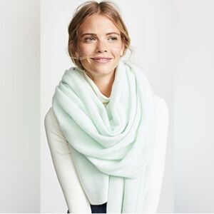 White + Warren cashmere travel wrap